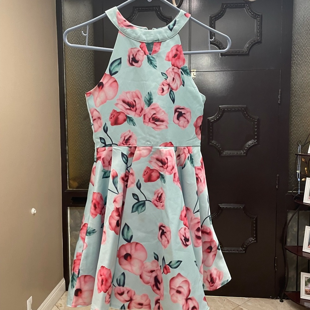 Blue cocktail dress with roses